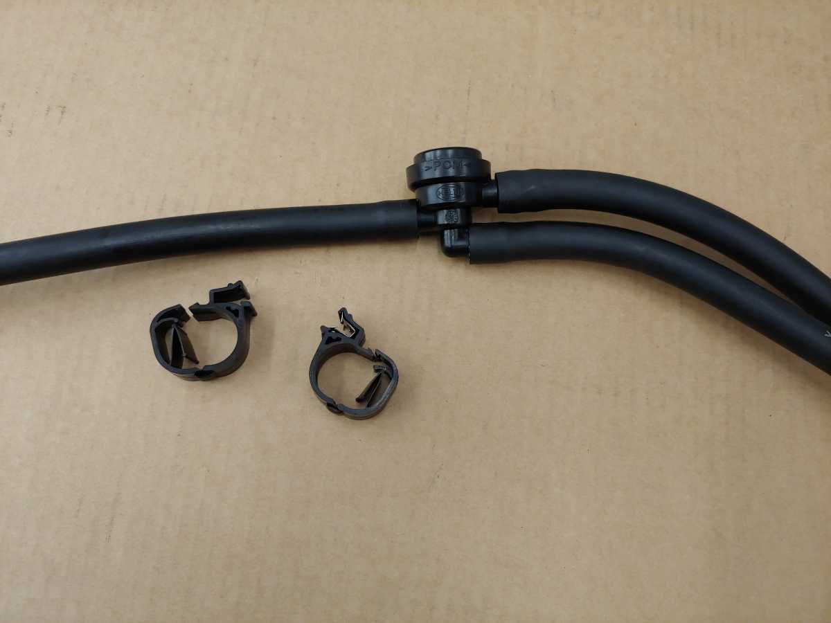 Picture 2 of 6 - BMW E64 Headlight Washer Hose.