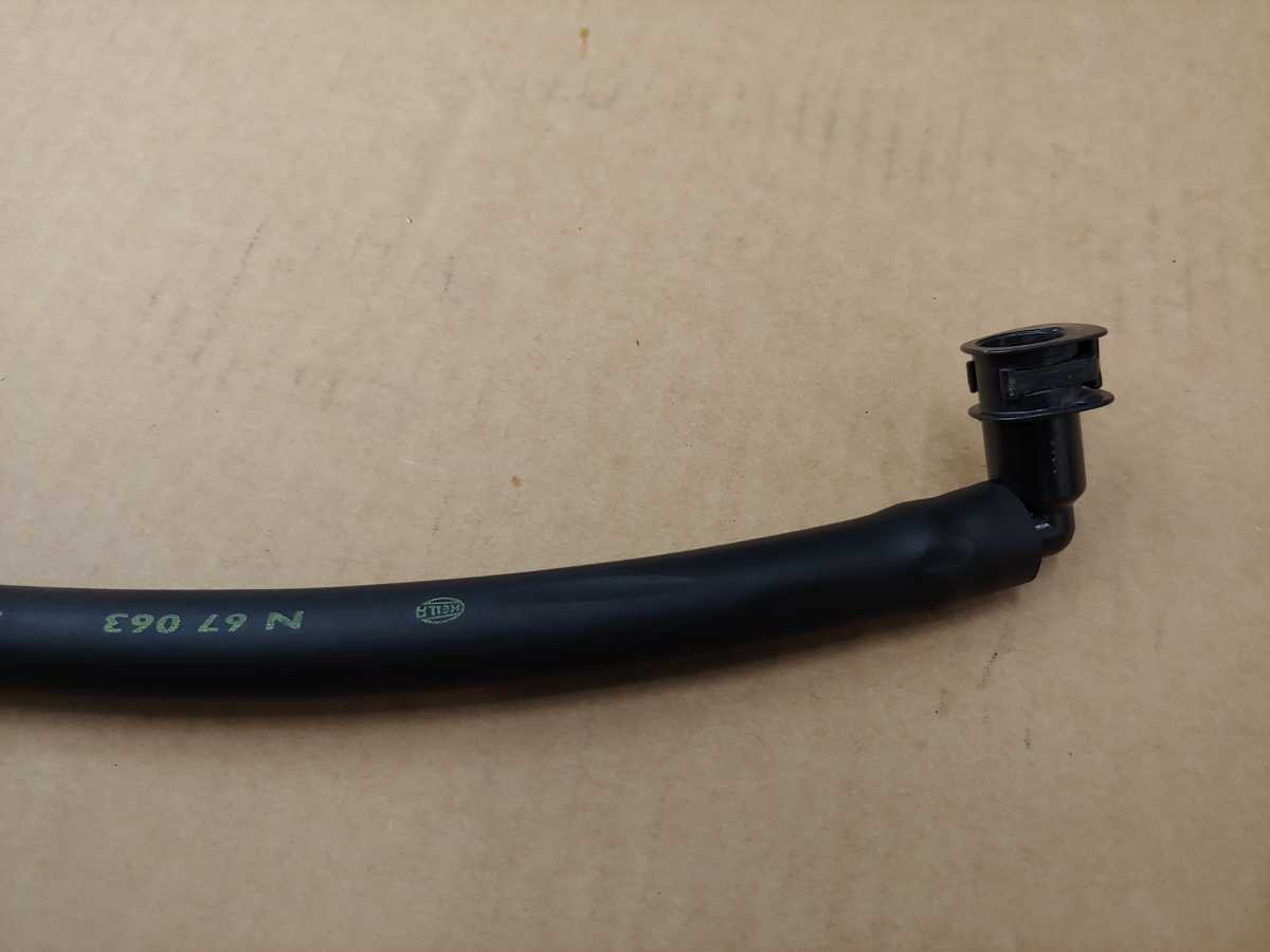 Picture 5 of 6 - BMW E64 Headlight Washer Hose.