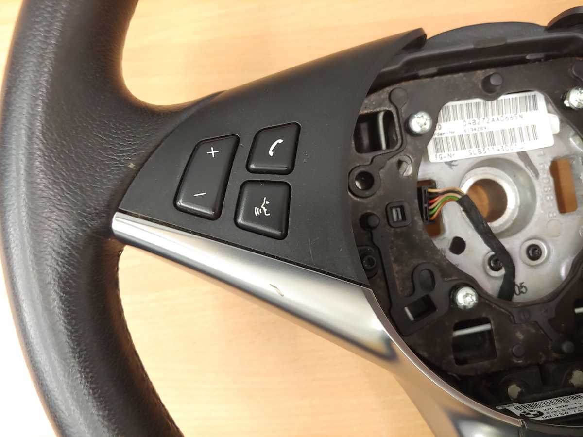 Picture 3 of 7 Steering wheel for BMW 645ci .